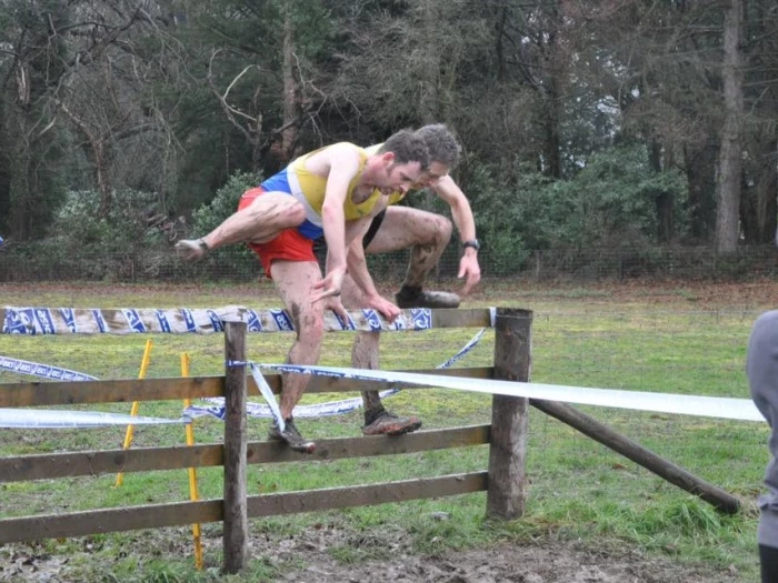 ali and peter battle at nw cross country league