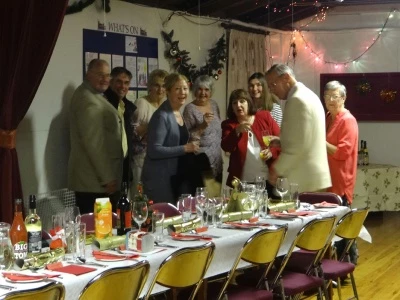 all set  the president heads the team with the champers