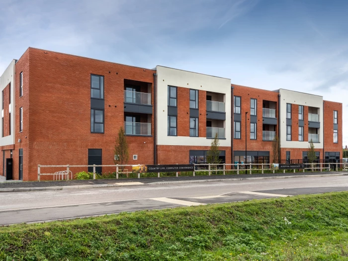 apartments on haddenham airfield