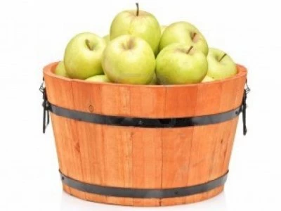 apples in a barrel