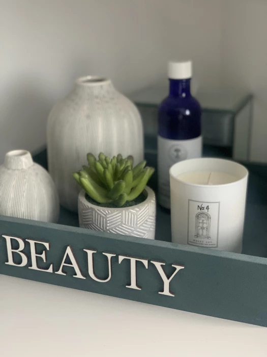 beauty tray  candle