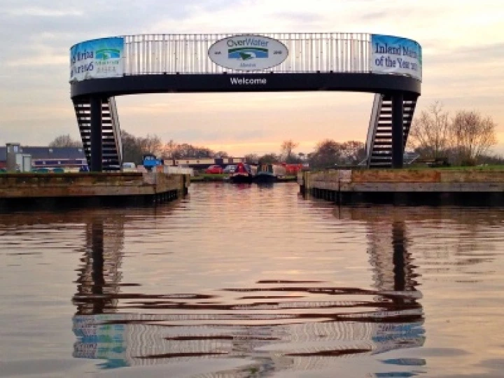 The Overwater Bridge