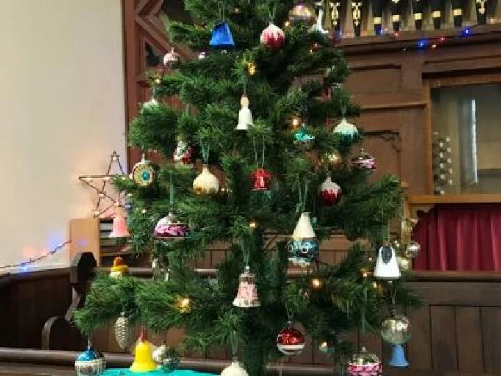 URC Xmas tree (2)