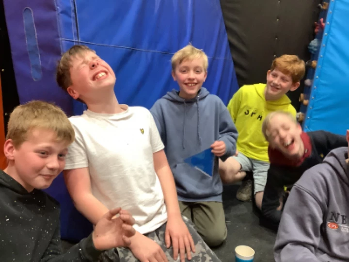 E66D4790-C75A-472C-AFC6-7ABAE9278D91