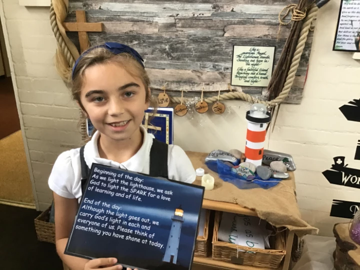 Y3 H Lighthouse