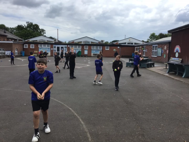 PE 1