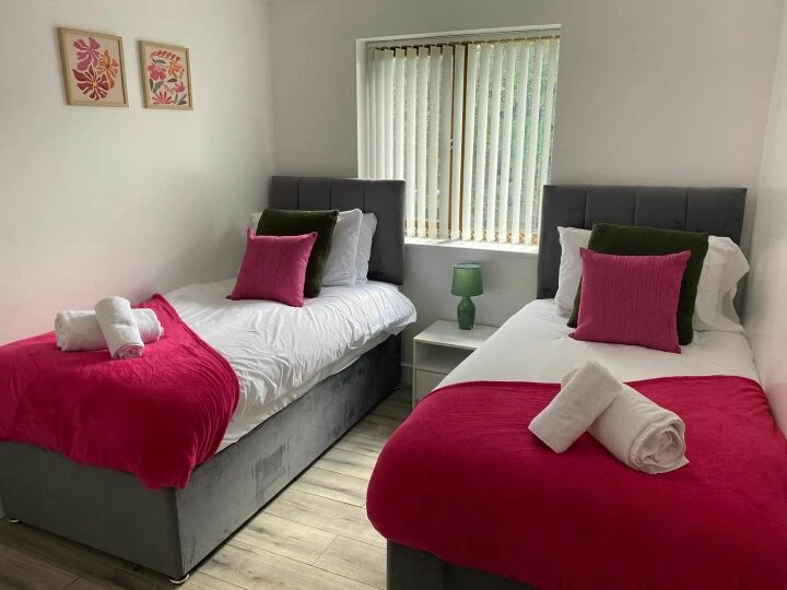 Flat 37, New Birmingham Road 3