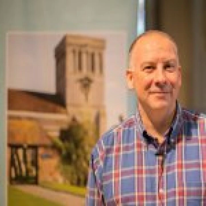 Compère, Eric Wilson