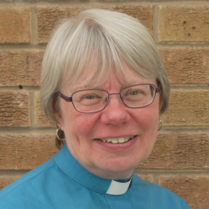 Julie Coates