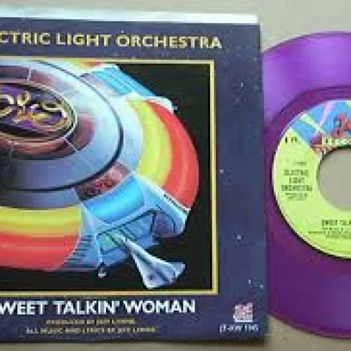 Elo sweet talkin woman1