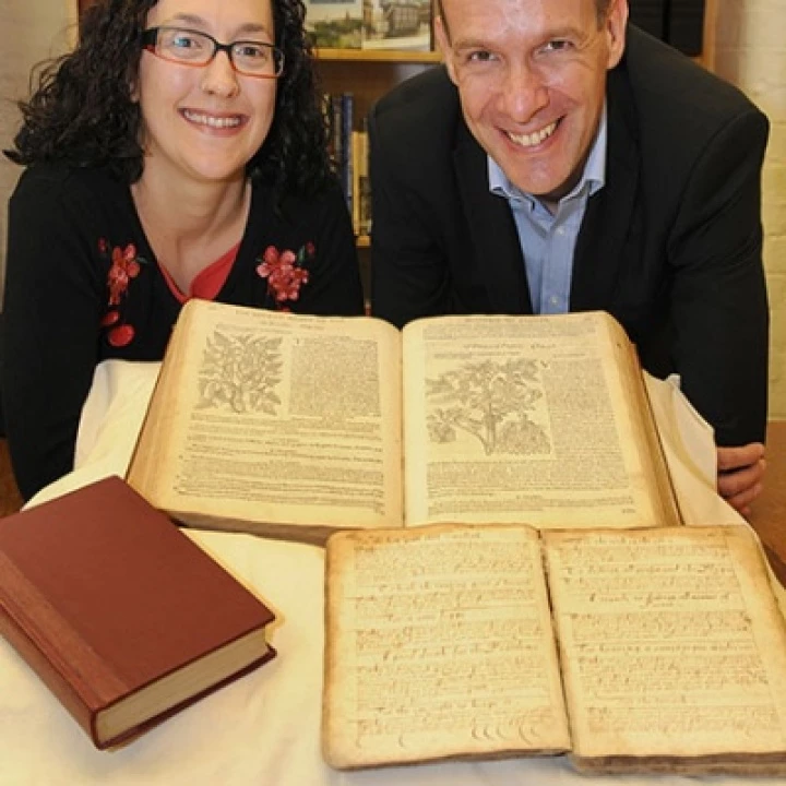 katie_and_paul_with_tudor_recipe_books_01