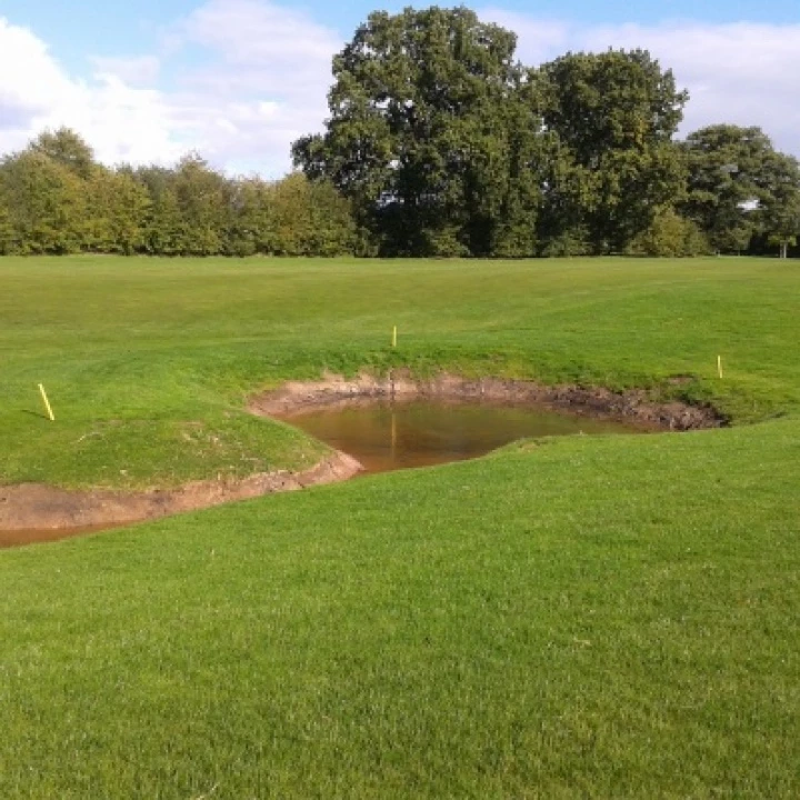 Pryors Hayes Pond on 17th (2)