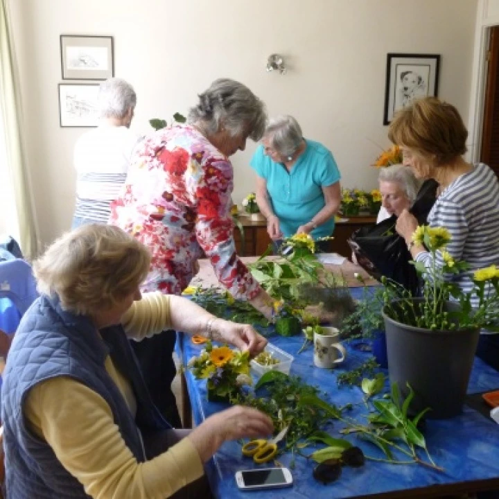 Flower Club May 2016 (2)