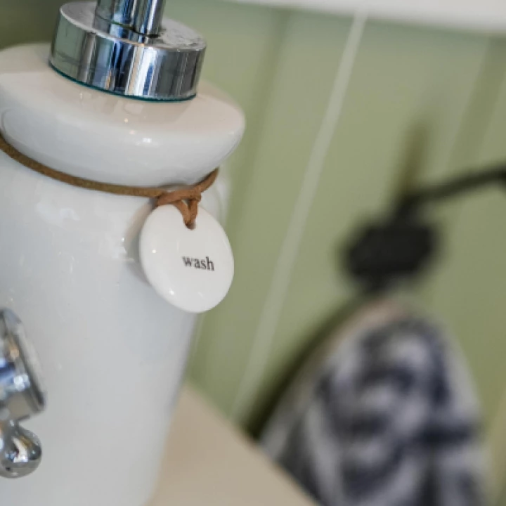 Overwater Luxury Glamping Hodnet Interior 39