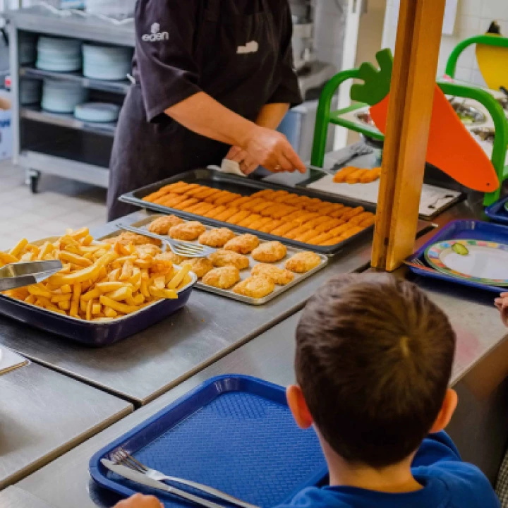 School Meals Assistant Recruitment Article March 2023 dscf3998-e1550591957864