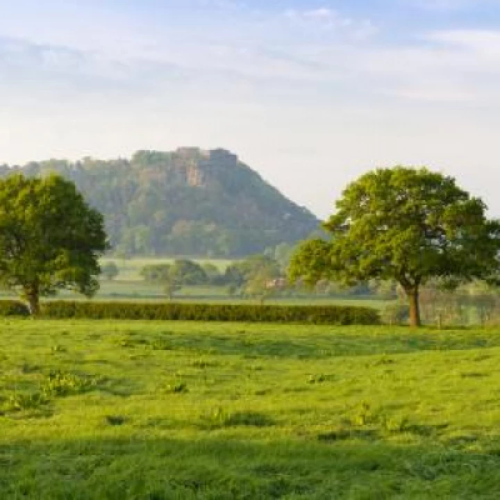 beeston-castle-and-sandstone-ridge-landscape-S225159