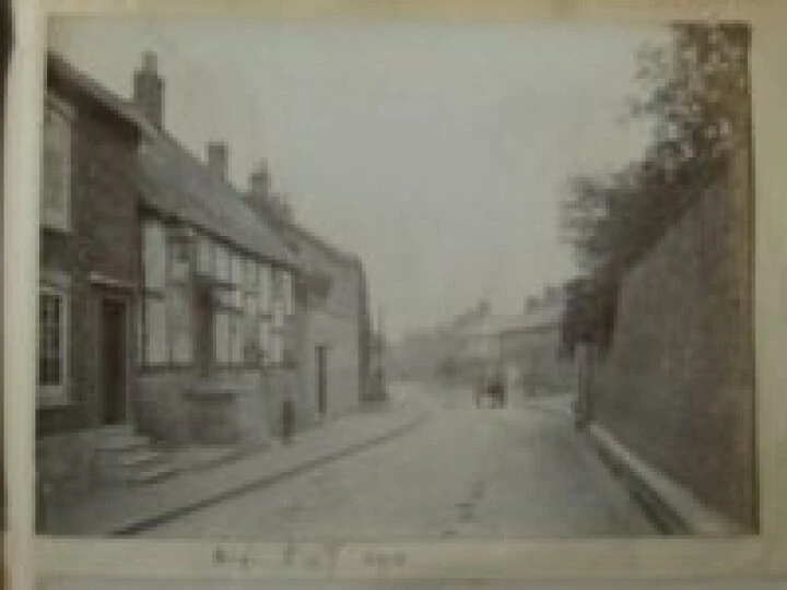 Upper High St