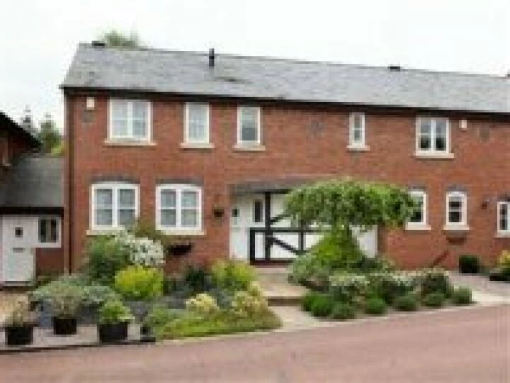 5 Village Farm