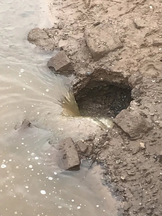 canal hole 1