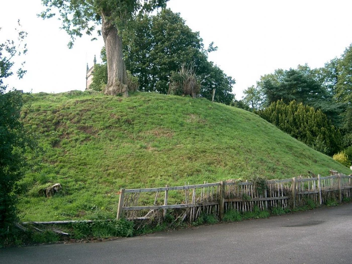 castle hill early picture