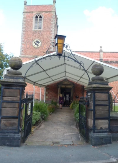 chinchinha 90th service