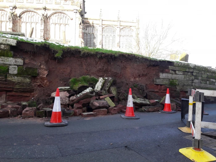 church wall collapse picture 2
