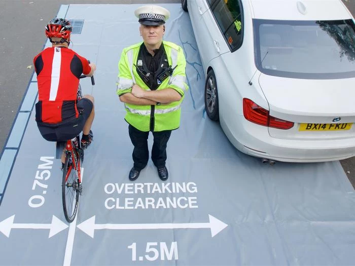 cycle overtaking space