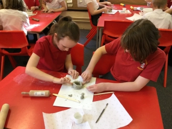 d28b46865f3e4175a215be03328124c1