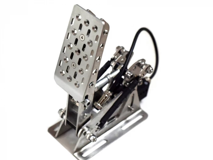 detail of the meca cup1 clutch pedal for sim racing
