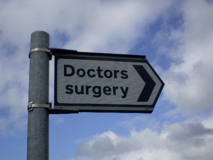 doctorssurgerysign
