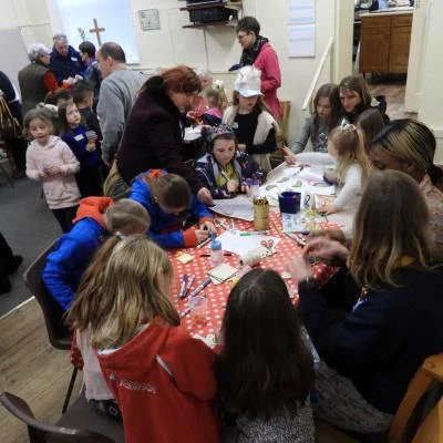 dscn0637messy churchcourageous love190404