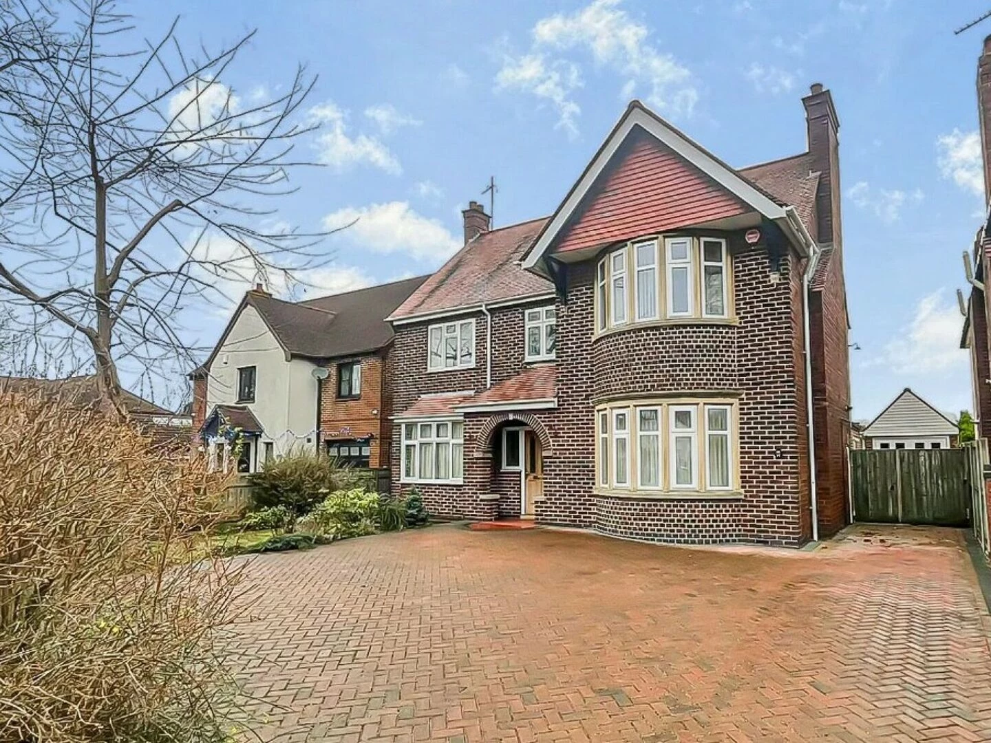 estcourt rd manse