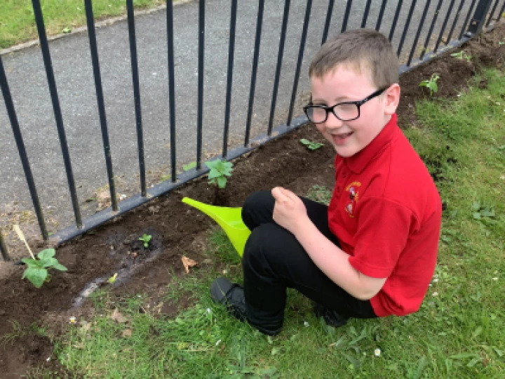 f3fb9f91dfbe48e7a13b8b9c66a9e14d