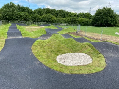 findern pump track bend