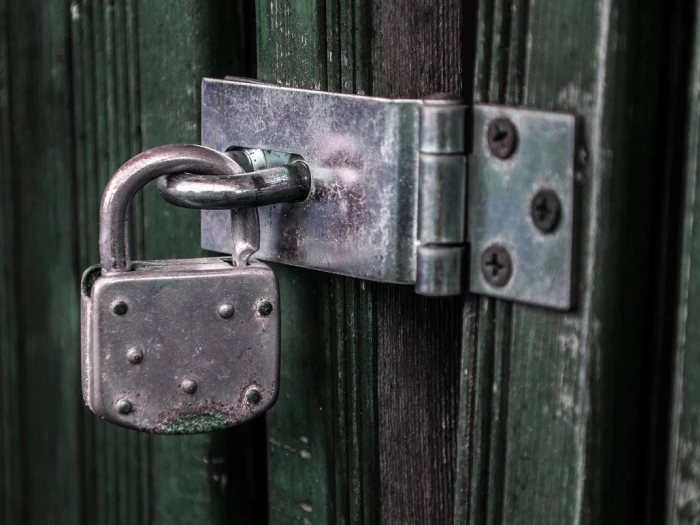 garden shed padlock