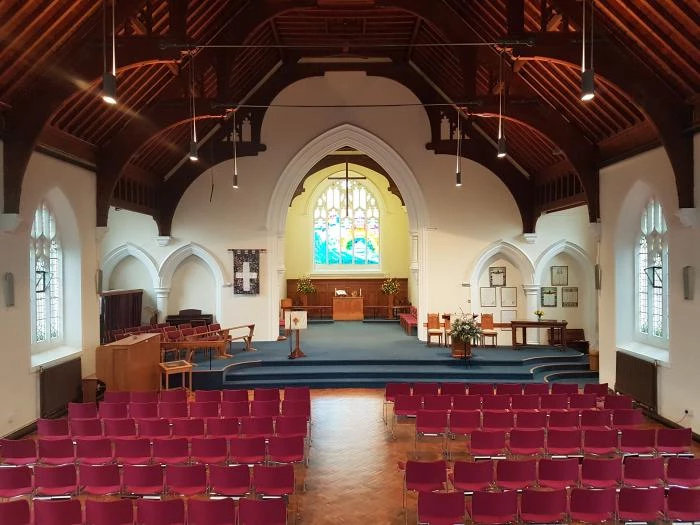 godalming church  interior