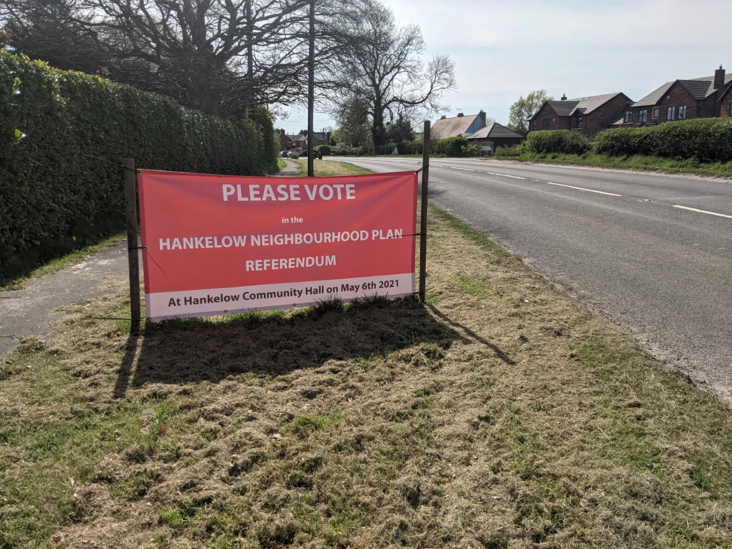 hankelow np referendum banner