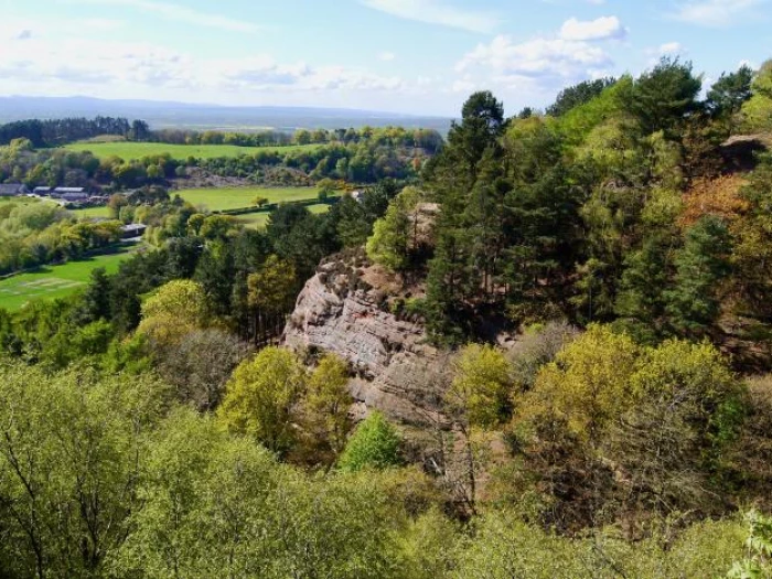 highest point of the ridge at raw head