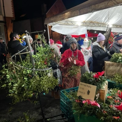 jill sweeney with her english mistletoe tarvin christmas market 2022