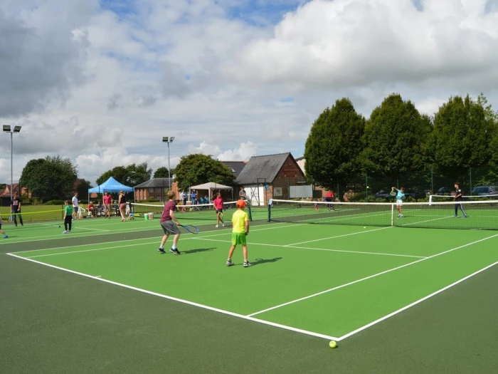 junior tennis court 17 5 21