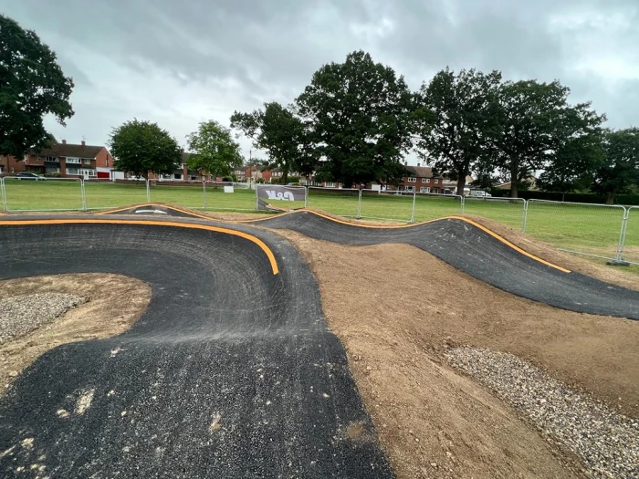 moston 3