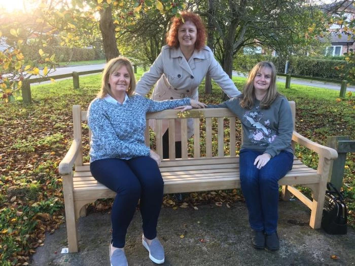 new bench in oscroft image0850