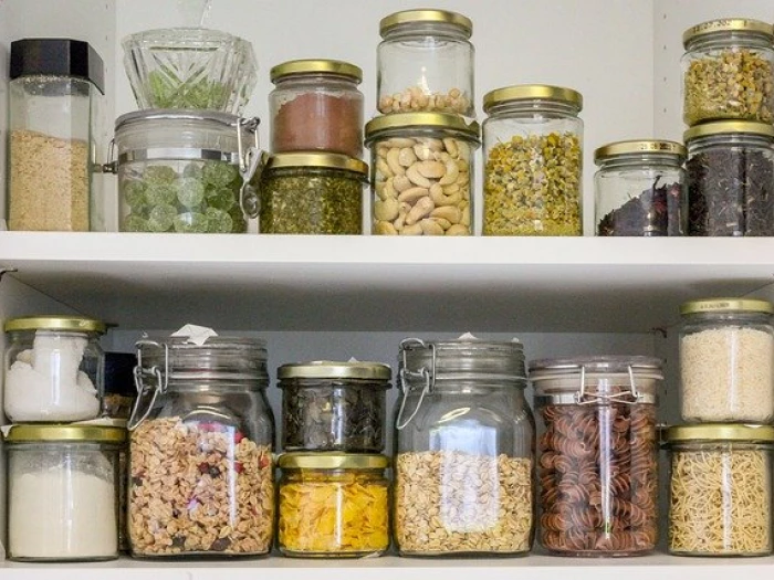 pantry food waste pic