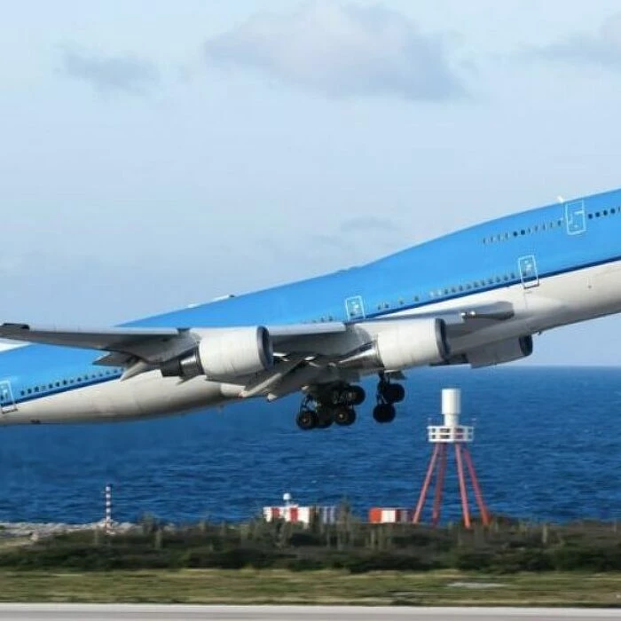 plane take off