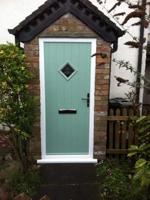 porch door in green v