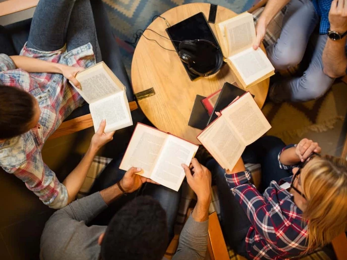 reading discussion group