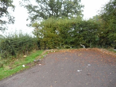 rubbish broomheath lane