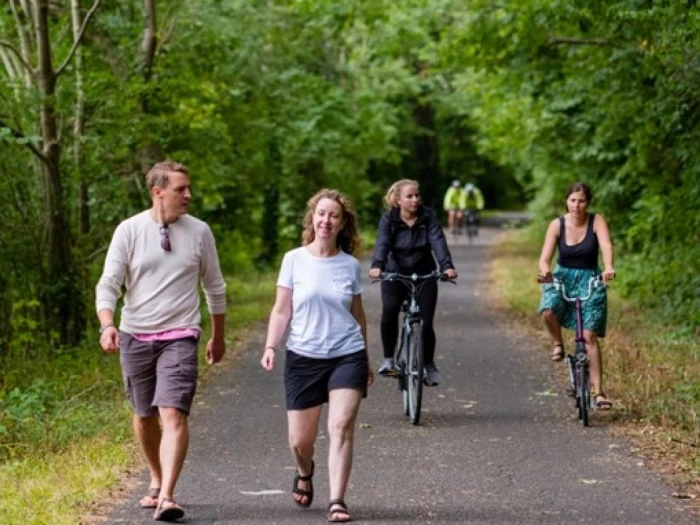 safe walking  cycling
