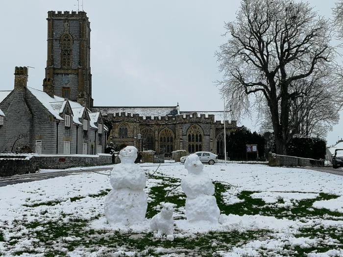 snowmen on church green3 1st feb 2019