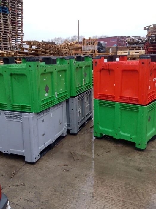 solid dolav pallet boxes